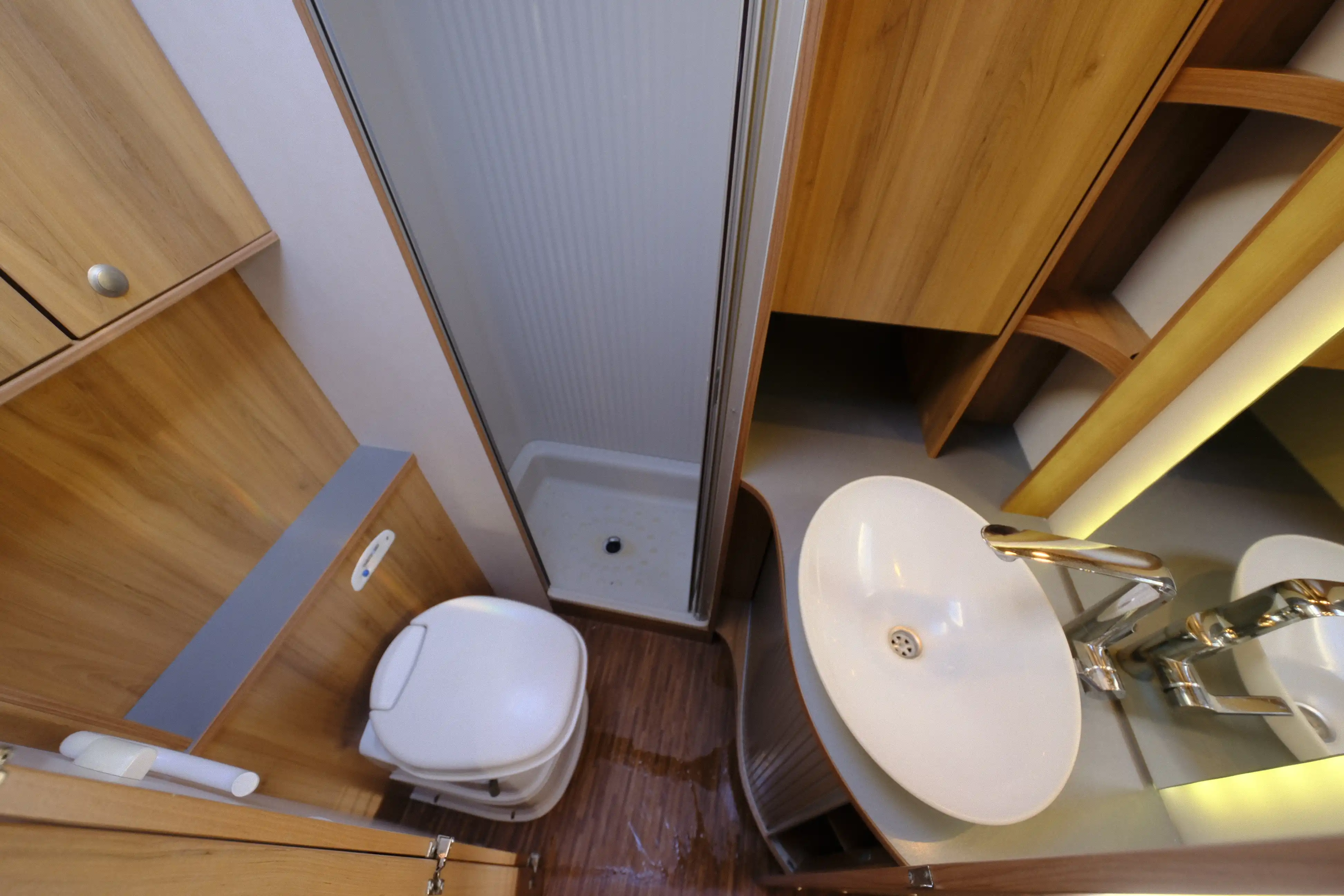 BUERSTNER Nexxo Family A 694